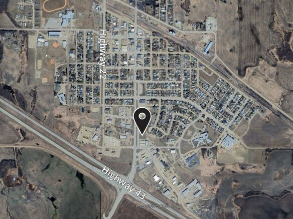 4403 Crockett 50 St, Mayerthorpe, AB for lease Building Photo- Image 1 of 3