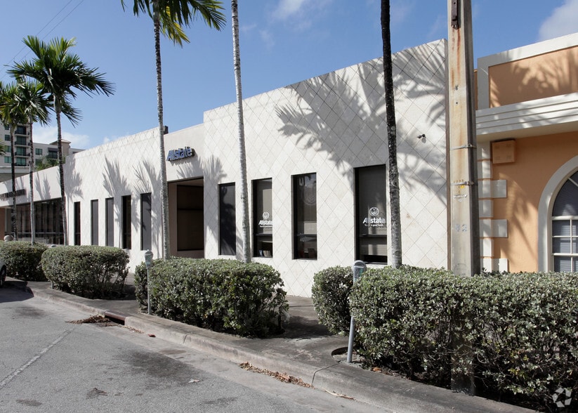 1110 Ponce De Leon Blvd, Miami, FL for lease - Building Photo - Image 2 of 5