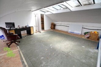 41-47 Gatwick Rd, Crawley for lease Interior Photo- Image 1 of 4