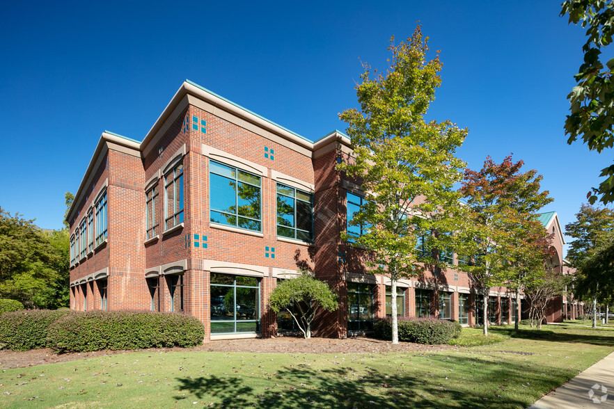 11340 Lakefield Dr, Duluth, GA for lease - Building Photo - Image 3 of 19