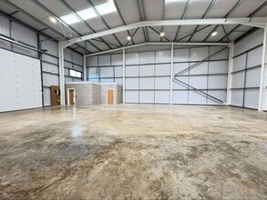17 Enterprise Park, Yaxley for lease Interior Photo- Image 1 of 8