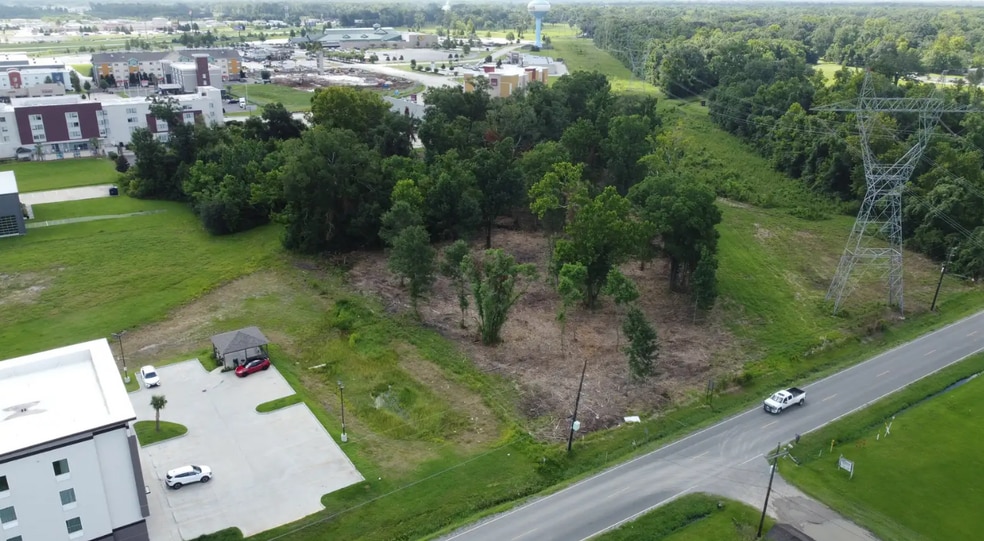 S Saint Landry Ave, Gonzales, LA for sale - Aerial - Image 1 of 1
