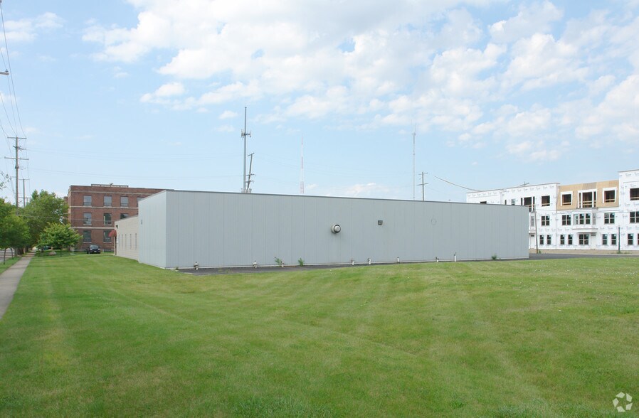 909 Michigan Ave, Columbus, OH for sale - Building Photo - Image 3 of 4