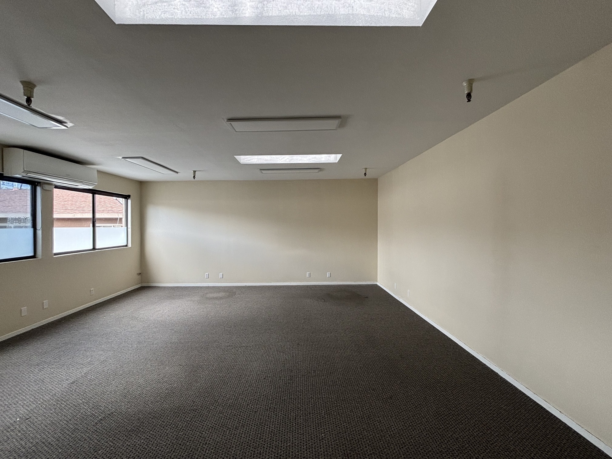 1020-1040 Clinton St, Napa, CA for lease Interior Photo- Image 1 of 3
