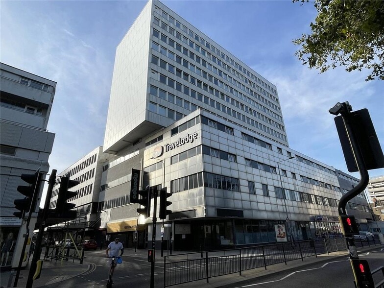 Warrior Sq, Southend On Sea for lease - Building Photo - Image 3 of 71