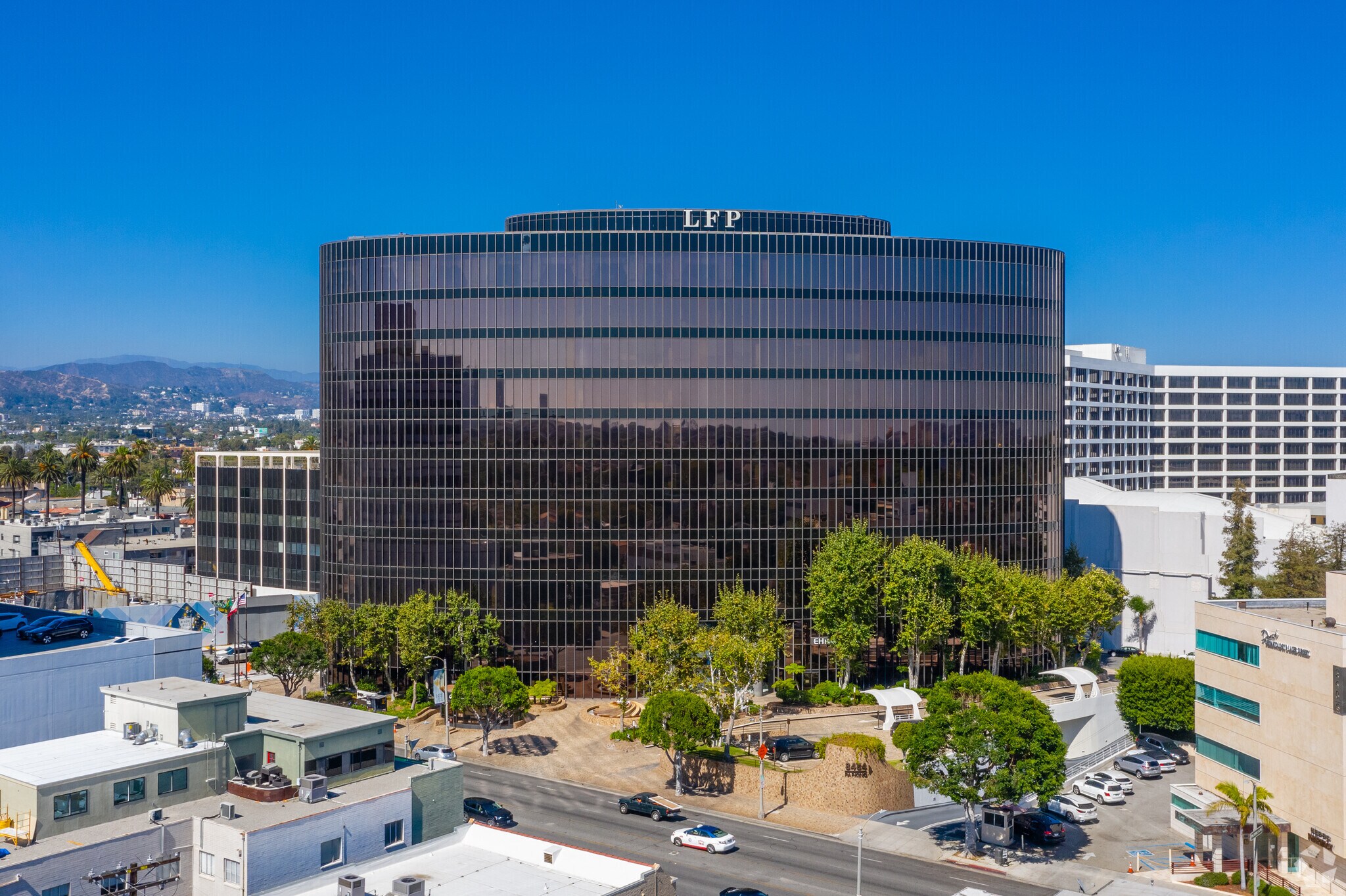 8484 Wilshire Blvd, Beverly Hills, CA 90211 Office for Lease