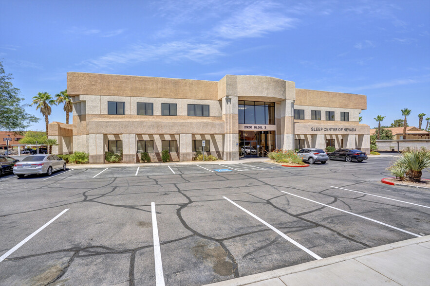 2920 N Green Valley Pky, Henderson, NV for lease - Building Photo - Image 2 of 10