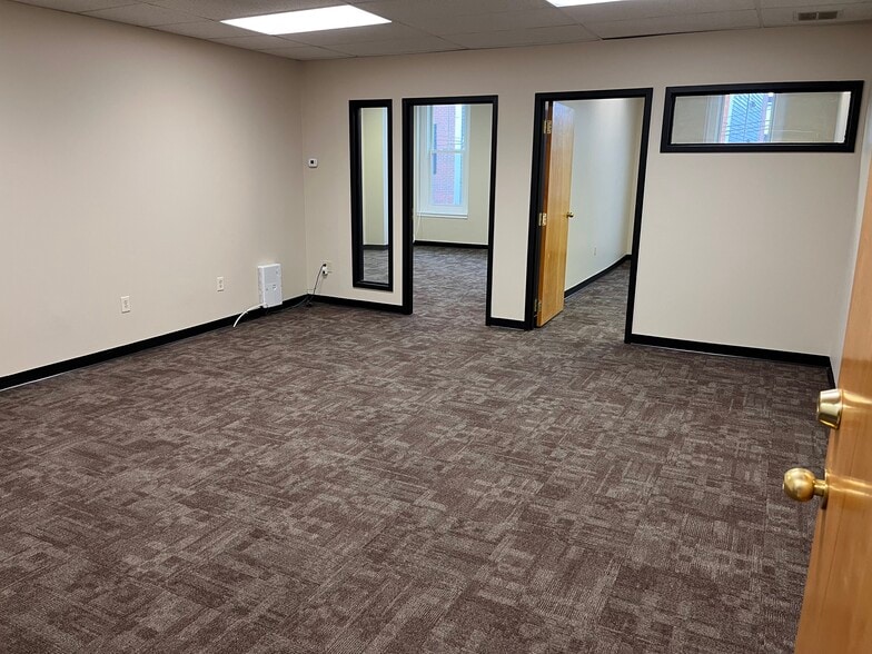 10-20 Main St, Natick, MA for lease - Building Photo - Image 3 of 12