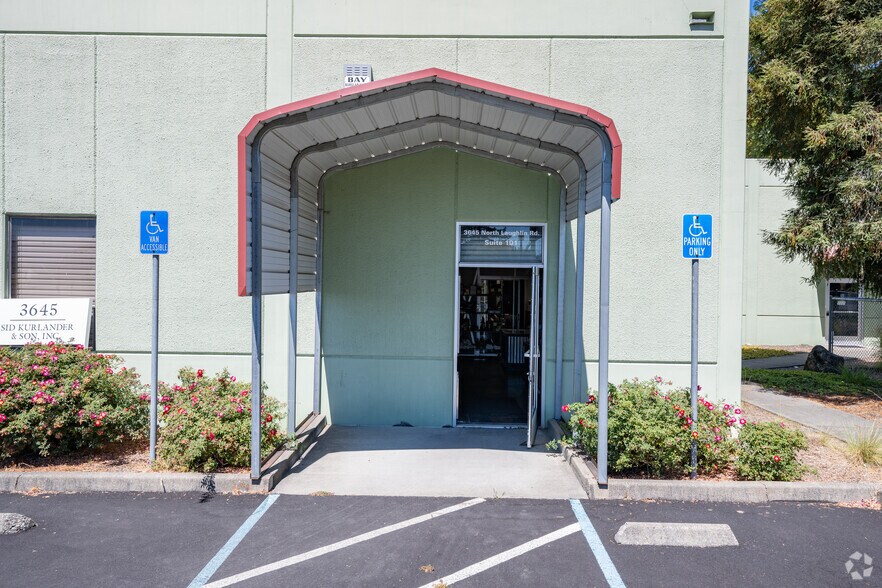 3645 N Laughlin Rd, Santa Rosa, CA for lease - Building Photo - Image 2 of 3