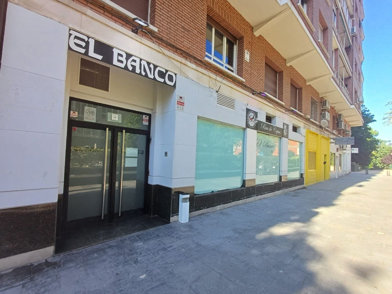 Retail in Madrid, Madrid for lease Interior Photo- Image 1 of 21
