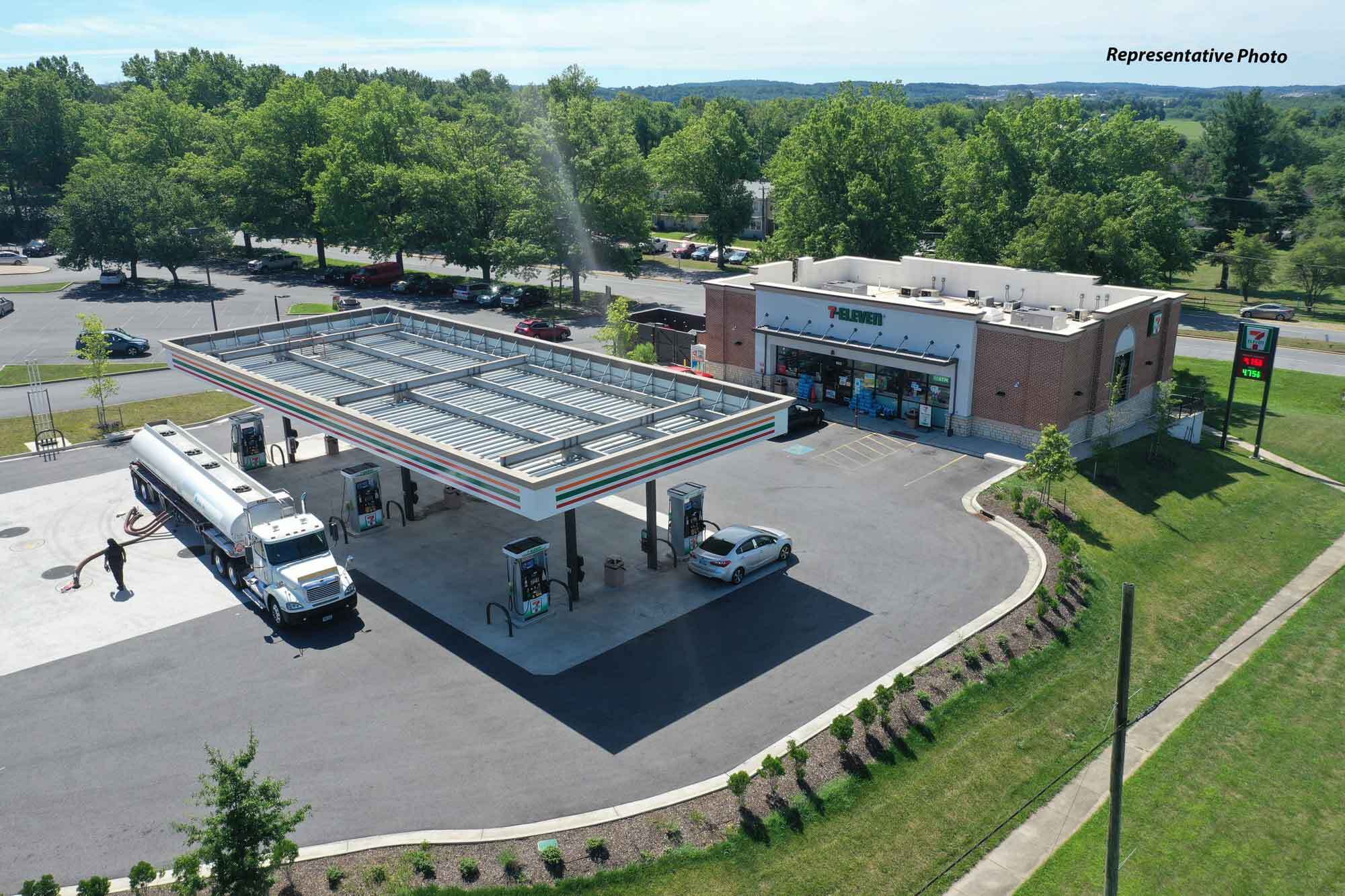 3327 W Mercury Blvd, Hampton, VA for sale Primary Photo- Image 1 of 1