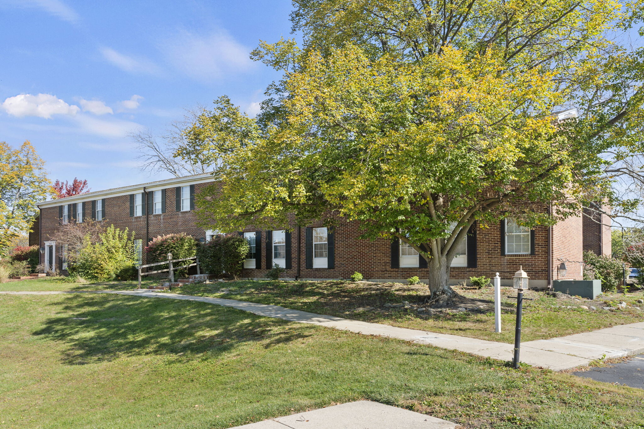 1452 Yankee Park Pl, Dayton, OH for sale Building Photo- Image 1 of 46