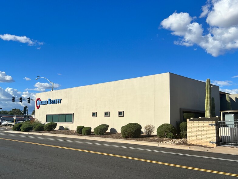 13843 W Meeker Blvd, Sun City West, AZ for lease - Building Photo - Image 1 of 17