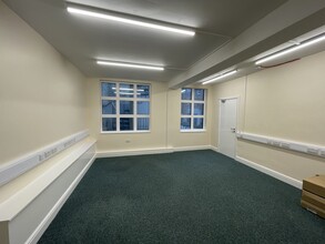 41-42 Cornmarket St, Oxford for lease Interior Photo- Image 2 of 3