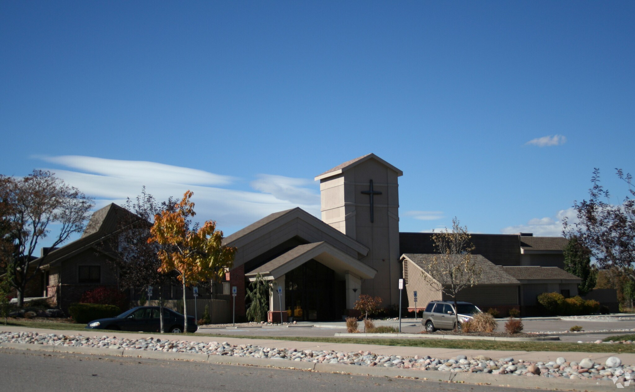 10393 W Alamo Pl, Littleton, CO for sale Primary Photo- Image 1 of 1