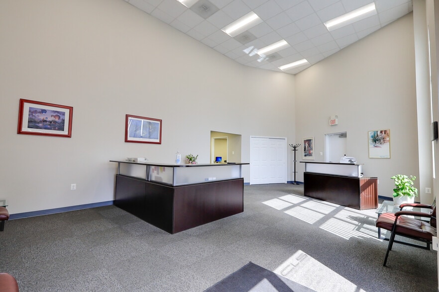 5713 Industry Ln, Frederick, MD for sale - Interior Photo - Image 2 of 16