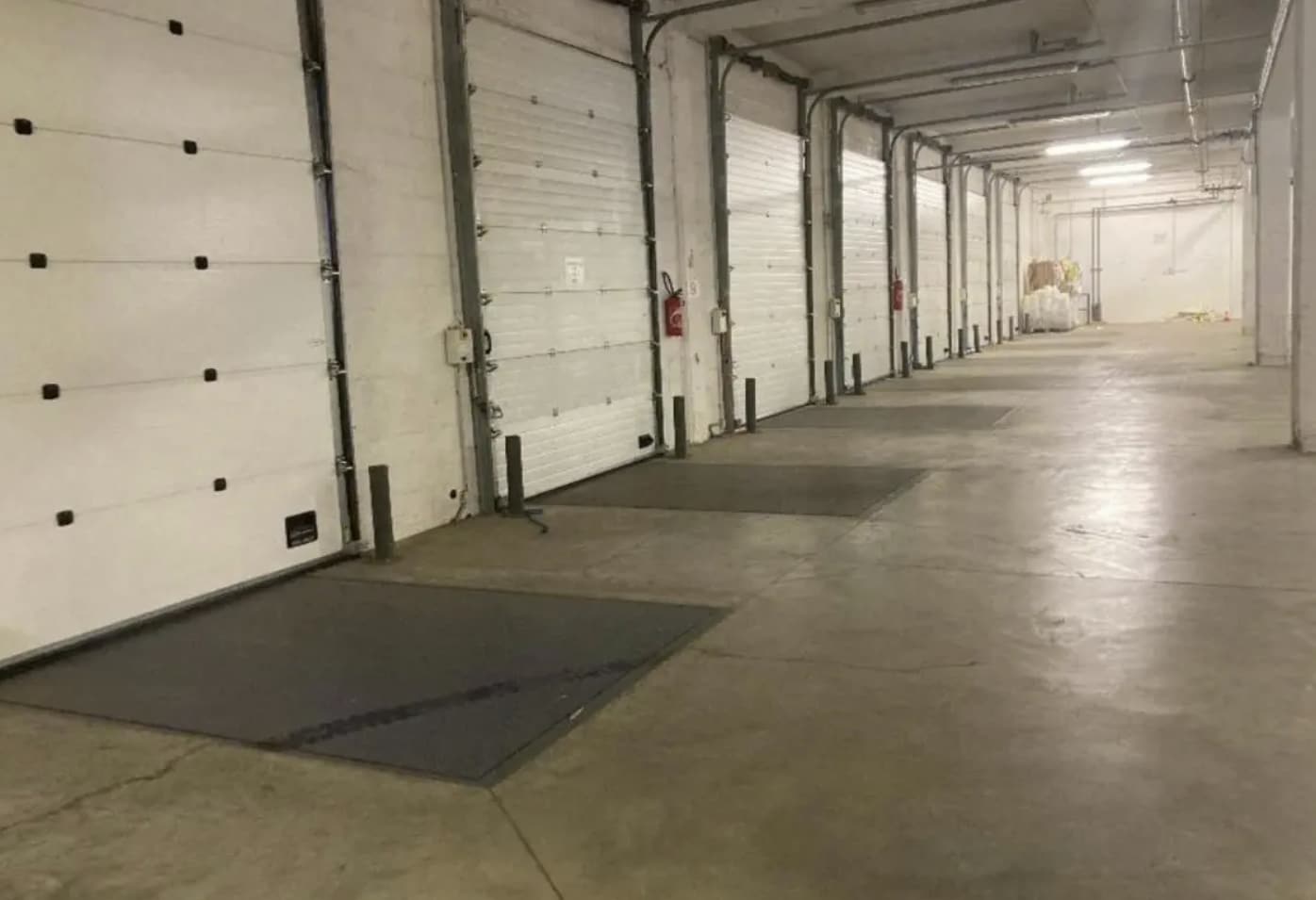 Office in Saint-Denis for lease Interior Photo- Image 1 of 2