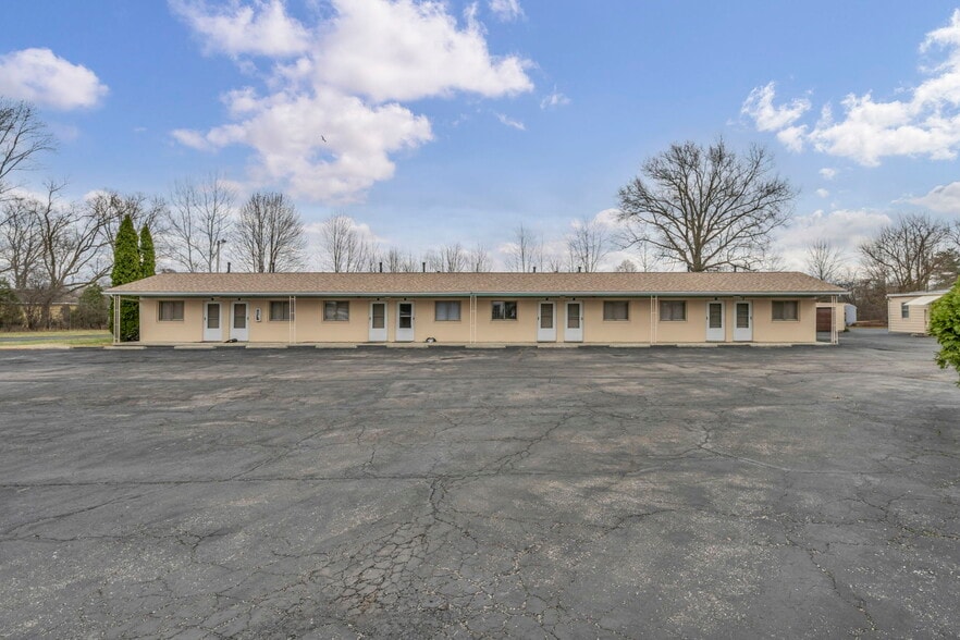 44077 Oberlin Elyria Rd, Oberlin, OH for sale - Building Photo - Image 3 of 59