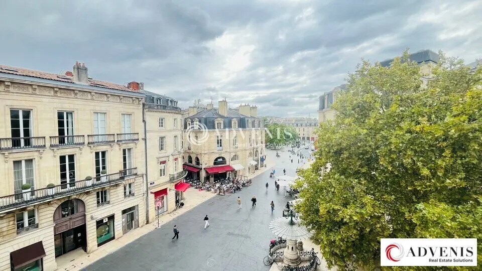 Office in Bordeaux for lease - Building Photo - Image 1 of 7