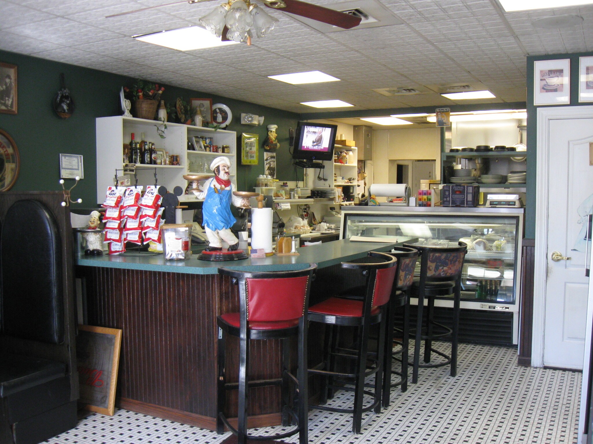 379 E Main St, Waterbury, CT for sale Interior Photo- Image 1 of 1