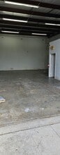 3887 Mannix Dr, Naples, FL for lease Interior Photo- Image 1 of 4