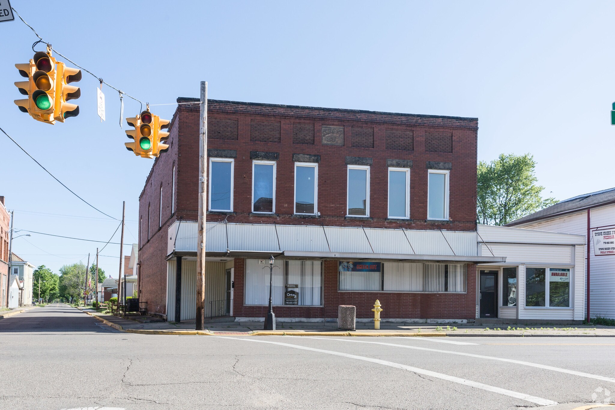 100 E Main St, West Lafayette, OH for sale Primary Photo- Image 1 of 1