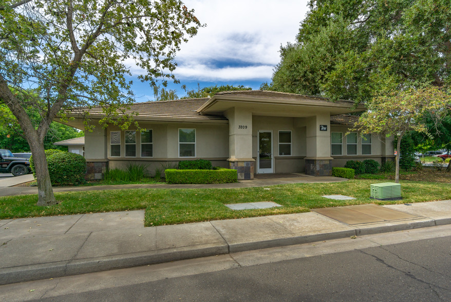 3209 Esplanade Rd, Chico, CA for sale - Building Photo - Image 1 of 1