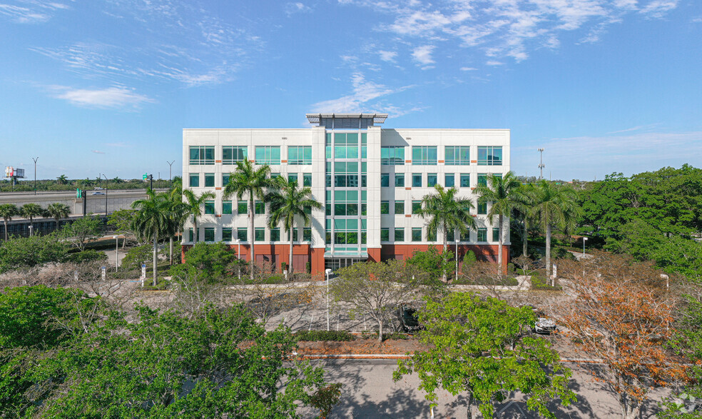 1250 S Pine Island Rd, Plantation, FL for lease - Building Photo - Image 3 of 7