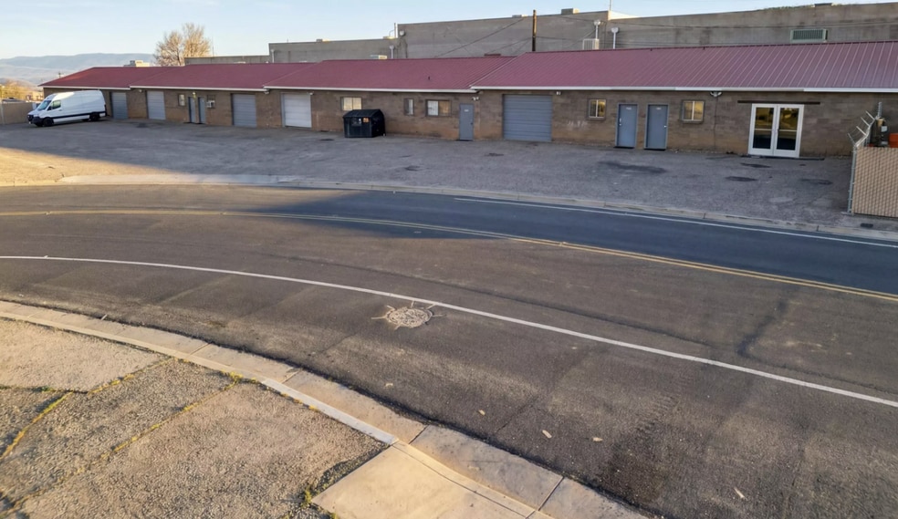635 Red Rock Rd, St George, UT for lease - Building Photo - Image 2 of 3