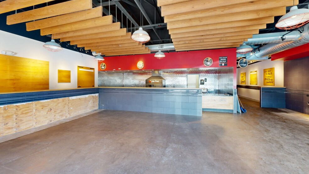 1129 SW Wanamaker Rd, Topeka, KS for lease - Building Photo - Image 2 of 5