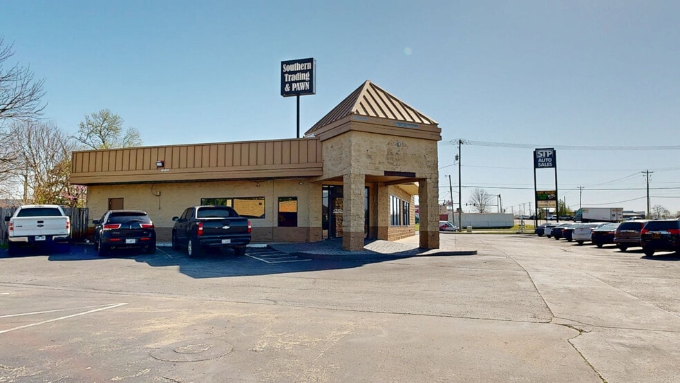 200 SW Regional Airport Blvd, Bentonville, AR for sale - Matterport 3D Scan - Image 2 of 29
