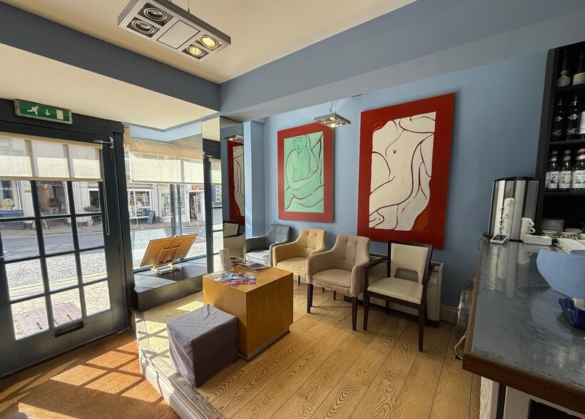 19 High Street, Ledbury for sale - Interior Photo - Image 2 of 3