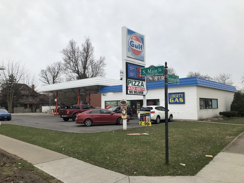 200 S Main St, North Syracuse, NY for sale - Building Photo - Image 1 of 1