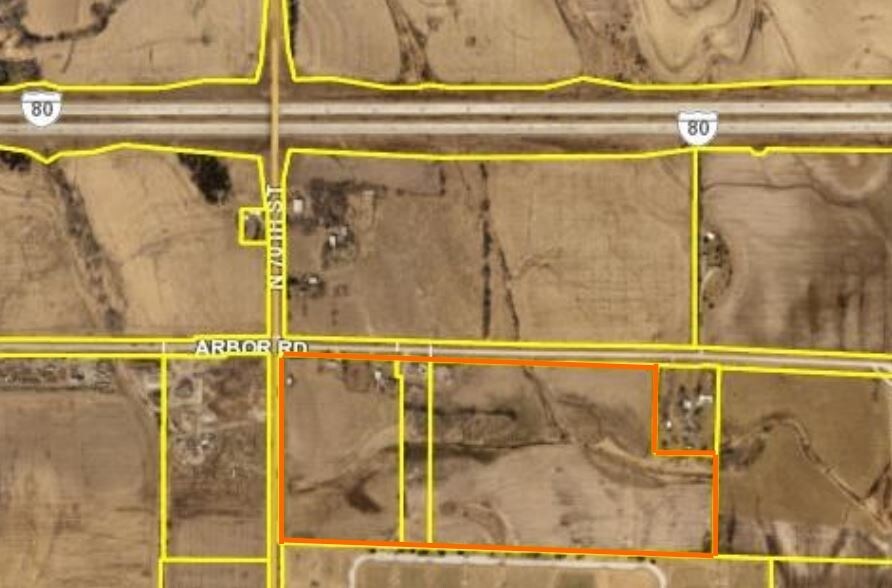 7101 Arbor Rd, Lincoln, NE 68517