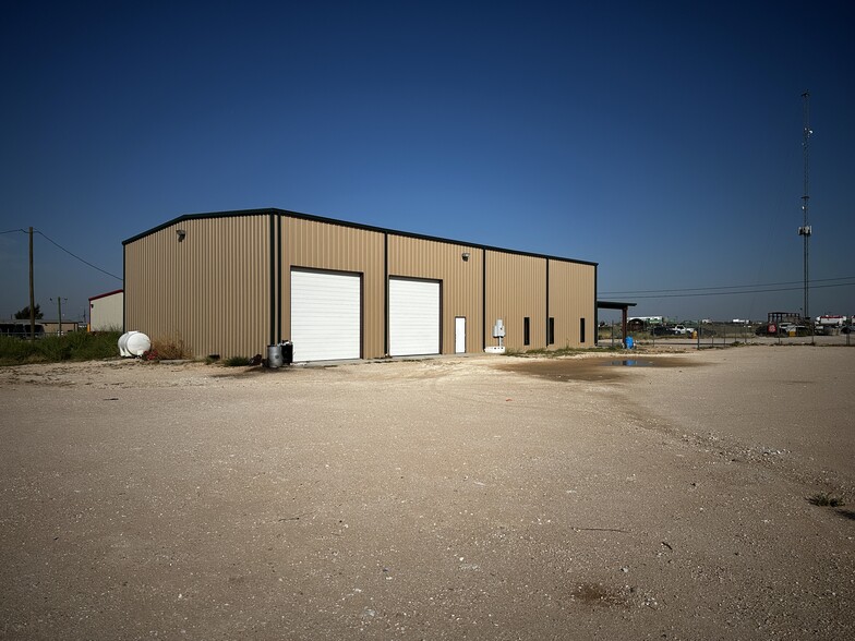 4200 County Road 72 rd, Midland, TX for lease - Primary Photo - Image 1 of 11