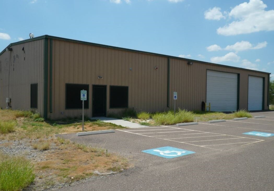 US Hwy 83, Laredo, TX 78046