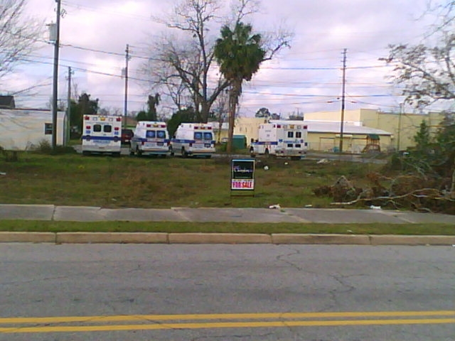 217 Broad St, Jesup, GA for sale - Primary Photo - Image 1 of 5