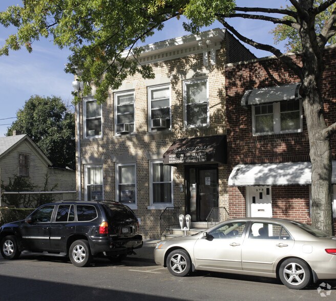 327 5th Ave, Pelham, NY for sale - Primary Photo - Image 1 of 1