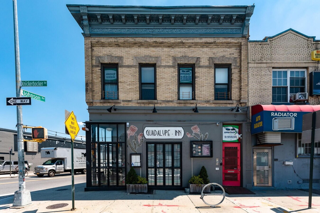 1 Knickerbocker Ave, Brooklyn, NY 11237