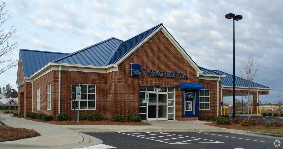 1100 Beaver Creek Commons Dr, Apex, NC 27502