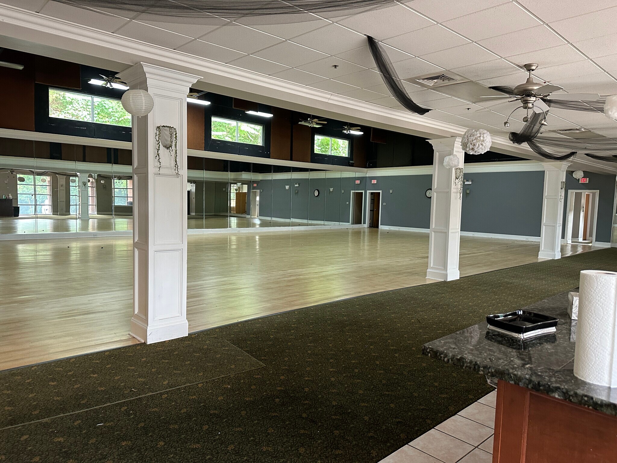 5714 Edmondson Pike, Nashville, TN 37211 5714 C Edmondson Pike