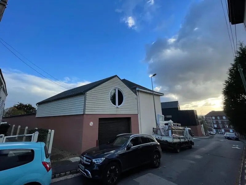 Office in Rouen for lease Building Photo- Image 1 of 9