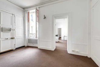 Office in Paris for lease Interior Photo- Image 2 of 13