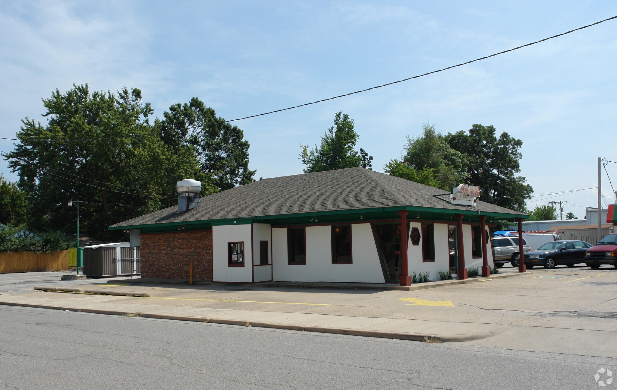 4203 S Peoria Ave, Tulsa, OK for lease Primary Photo- Image 1 of 4