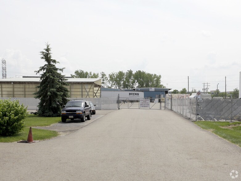 3843-3849 Fisher Rd, Columbus, OH for sale - Primary Photo - Image 1 of 1