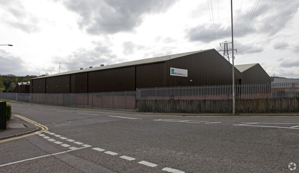 A18 Gwaelod-Y-Garth Rd, Pontypridd for sale - Primary Photo - Image 1 of 10