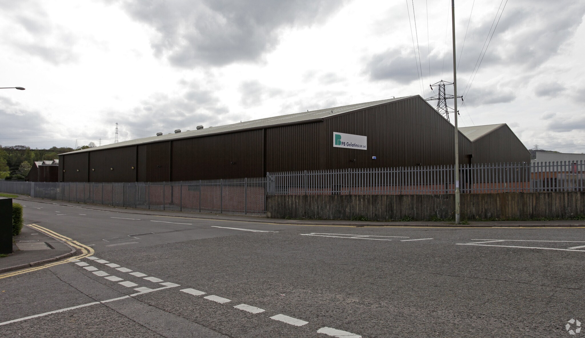 A18 Gwaelod-Y-Garth Rd, Pontypridd for sale Primary Photo- Image 1 of 11