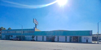 43,000 Sq feet Land/3406 -3420 W Jefferson - Motel