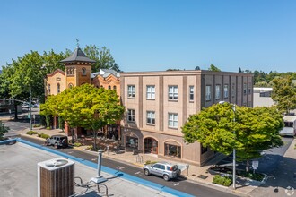 566-576 Olive St, Eugene, OR for lease Building Photo- Image 1 of 1