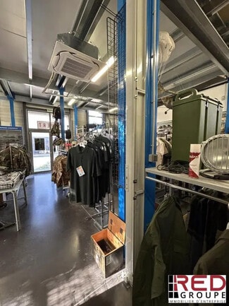 More details for 37 Avenue Des Ribas, Venelles - Retail for Lease